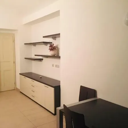 Appartement Halkova 1643/5